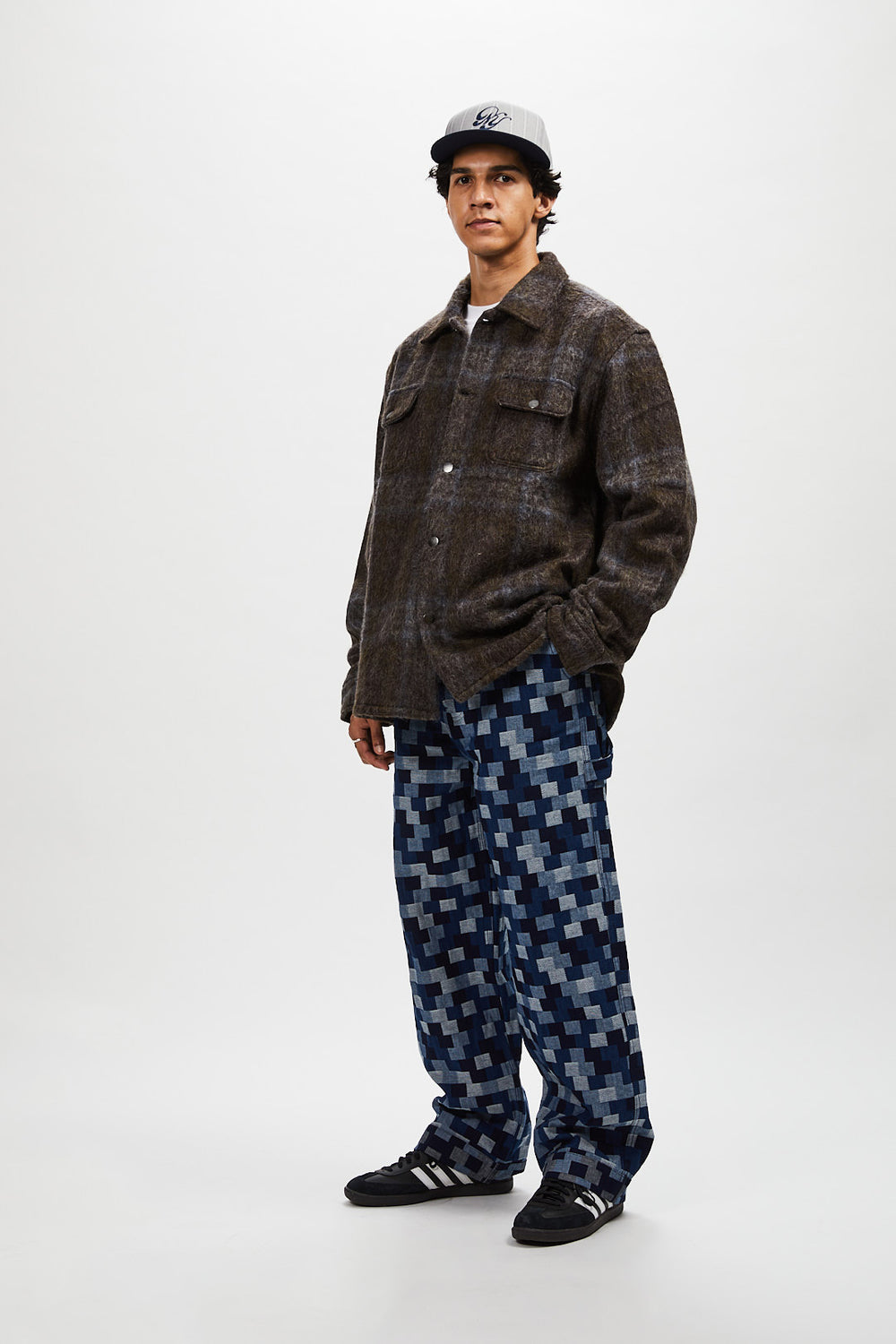 Lite_Year_FW230469.jpg