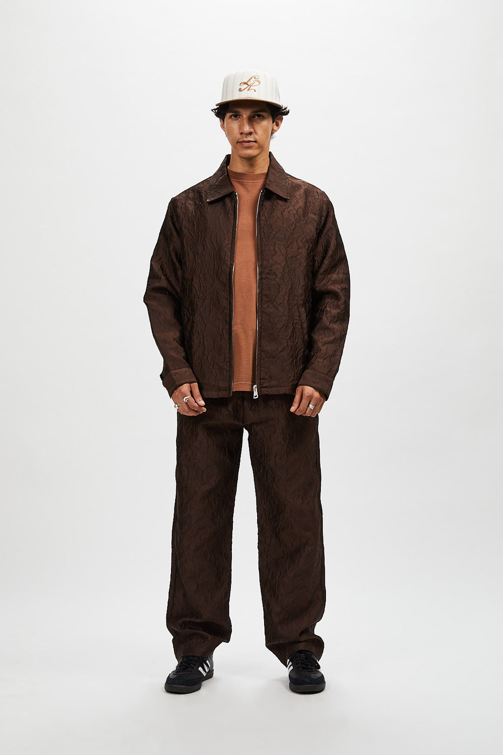 Lite_Year_FW230870.jpg